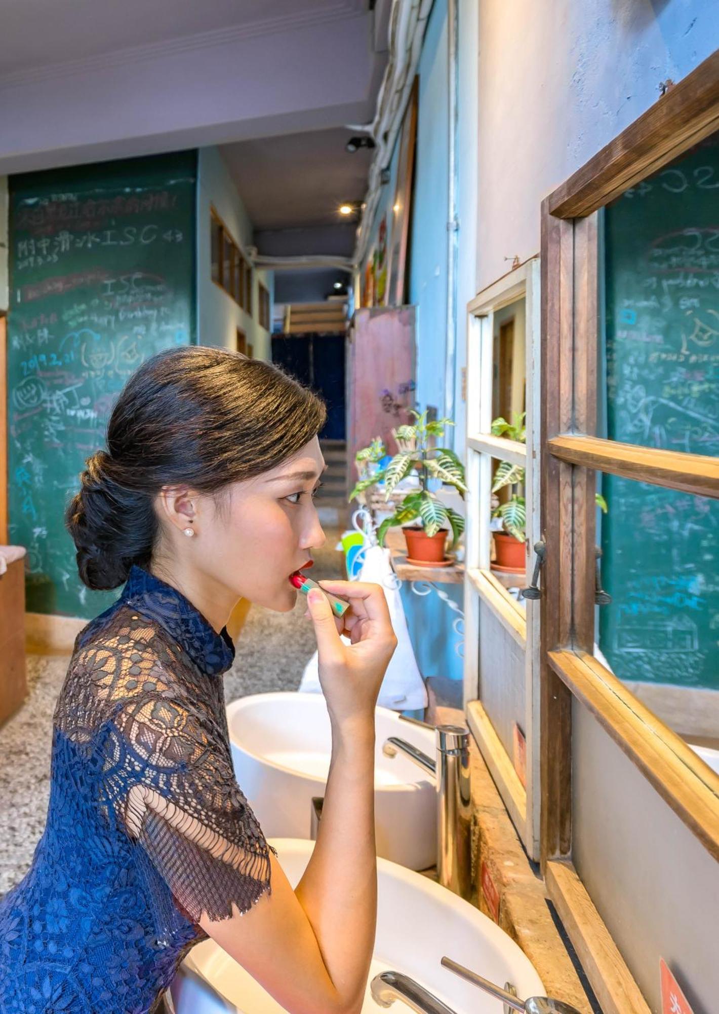 Fuqi Hostel - Heping Tainan Eksteriør billede